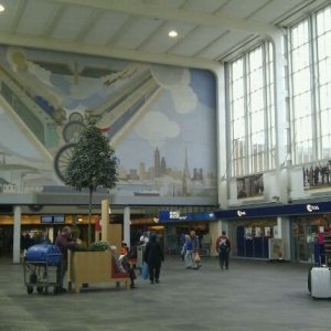Station Amsterdam Amstel